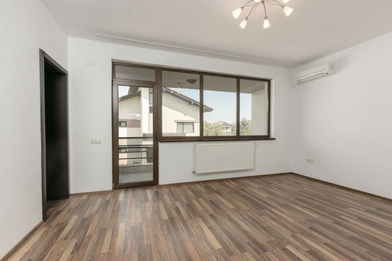 Pipera  Vila spatioasa si eleganta in Pipera – zona Porsche / Hotel Alexander